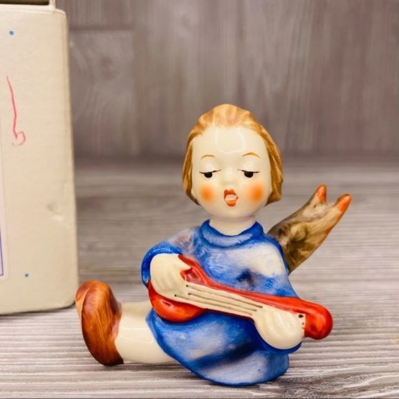 Vintage 1967 Goebel Hummel Figurine 238/A Angel With Lute Christmas - Picture 4 of 7